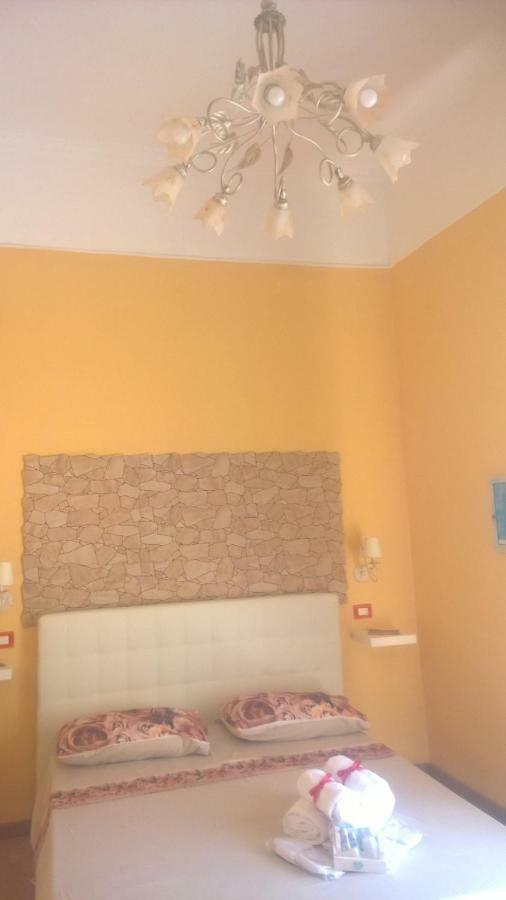 B&B Anny Napoli Eksteriør billede
